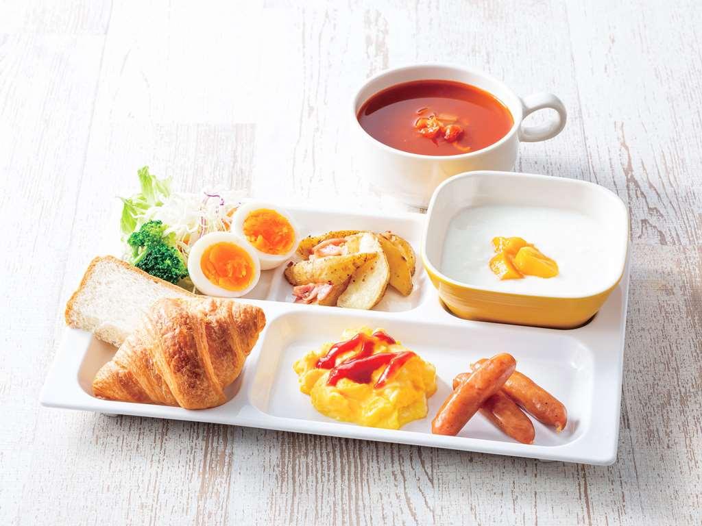 Comfort Hotel Kochi Ristorante foto